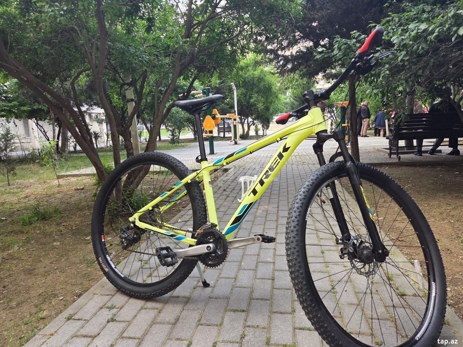 Velosiped Trek Marlin 5 29 (2)