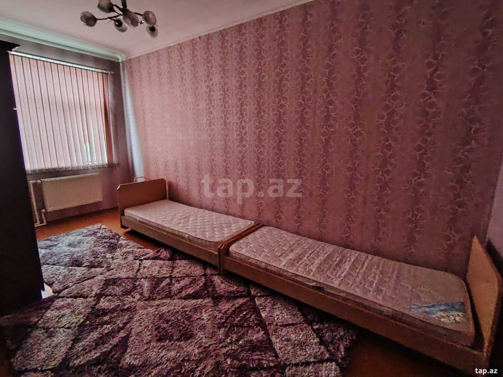 2-otaqlı mənzil kirayə verilir, 4-cü mkr., 45 m²