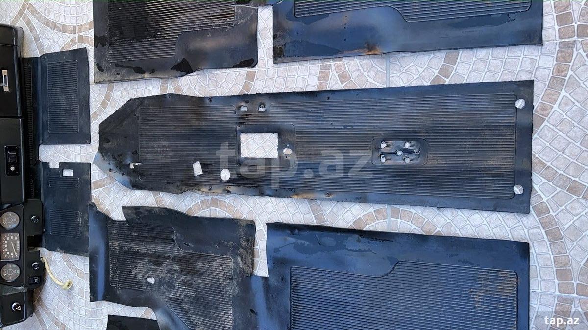 ZAZ 968 şiti və ayaqaltıları  (2)