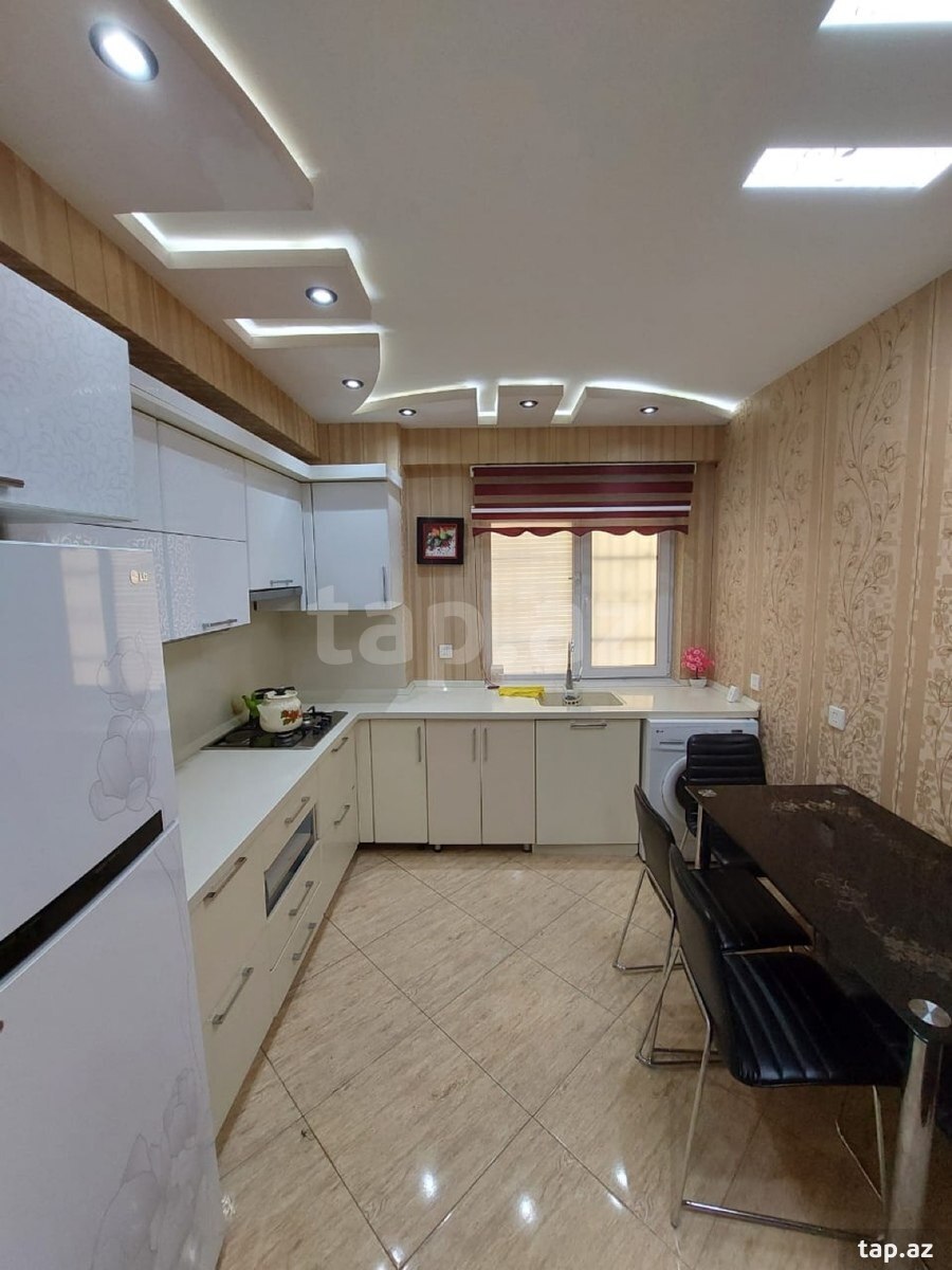 3-otaqlı yeni tikili kirayə verilir, Bakıxanov qəs., 90 m²