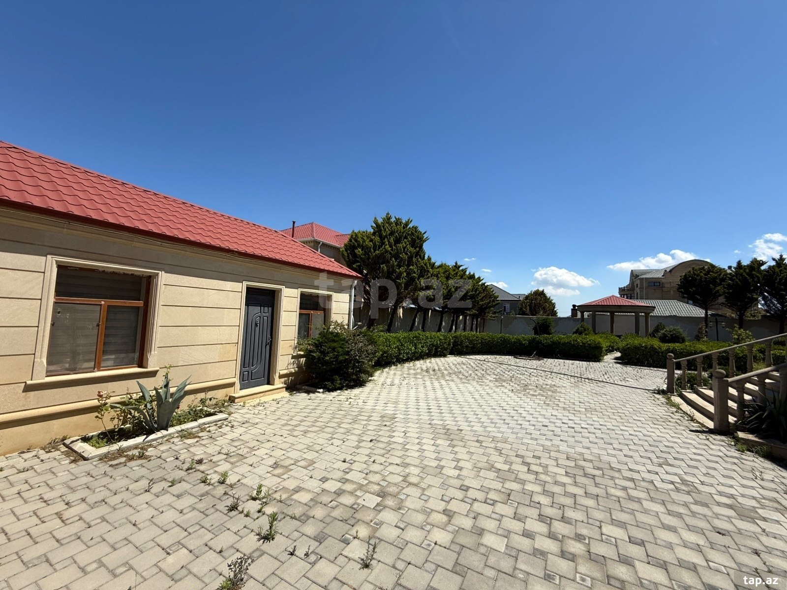 Bağ evi, Novxanı qəs. (8)