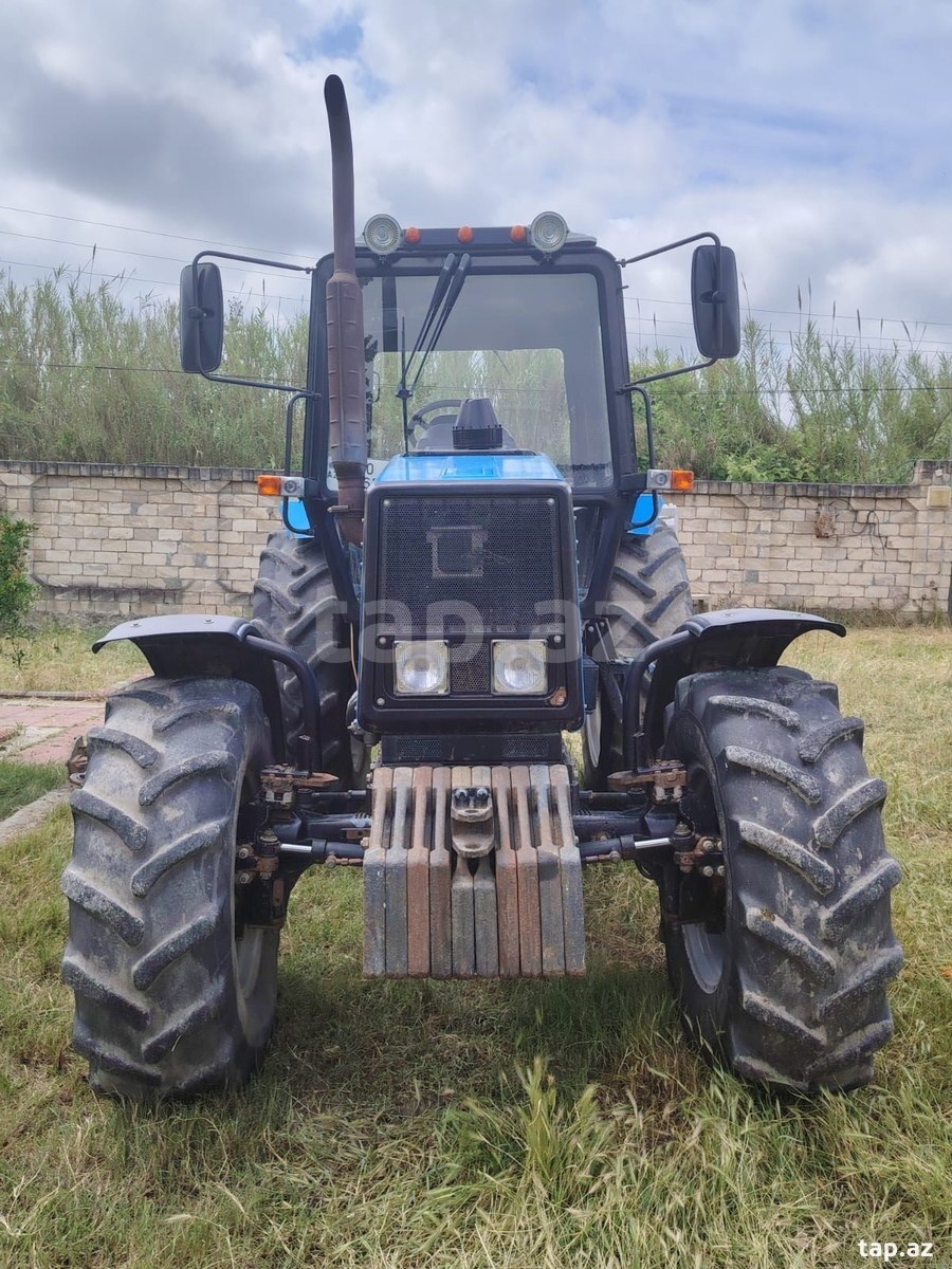 Traktor Belarus, 2017 il (8)