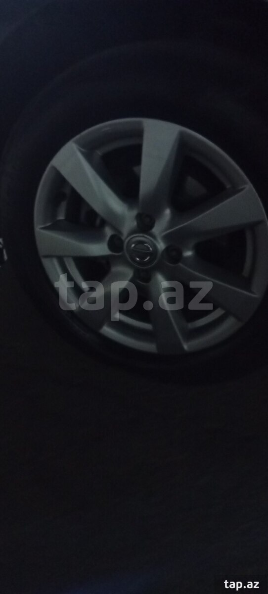 Nissan Sunny təkərləri 185.60 R15 (4)