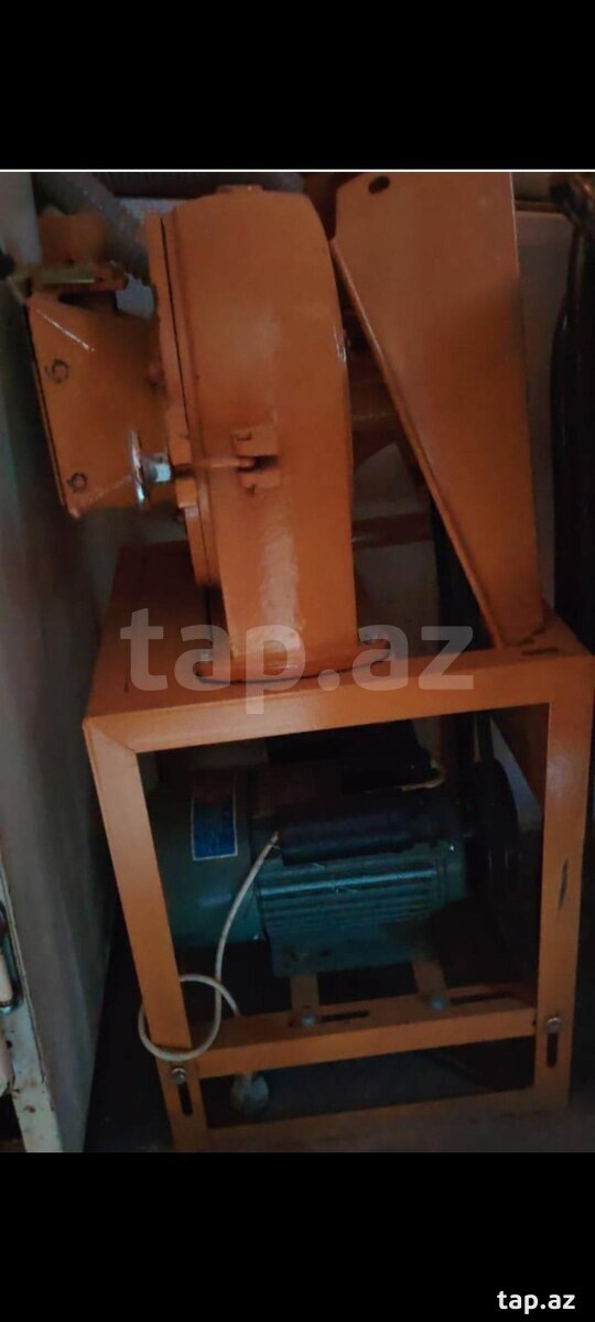 Yem çəkən aparat