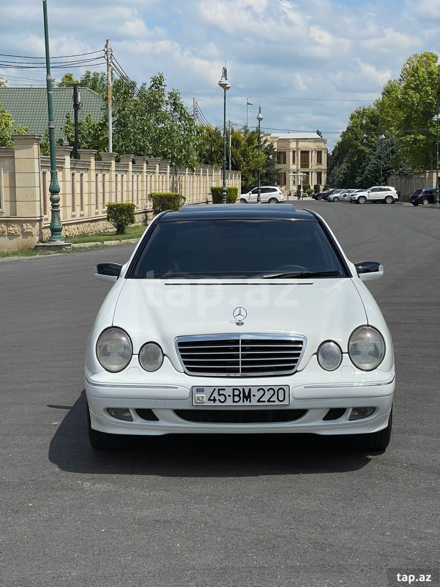 Mercedes E 320, 2002 il