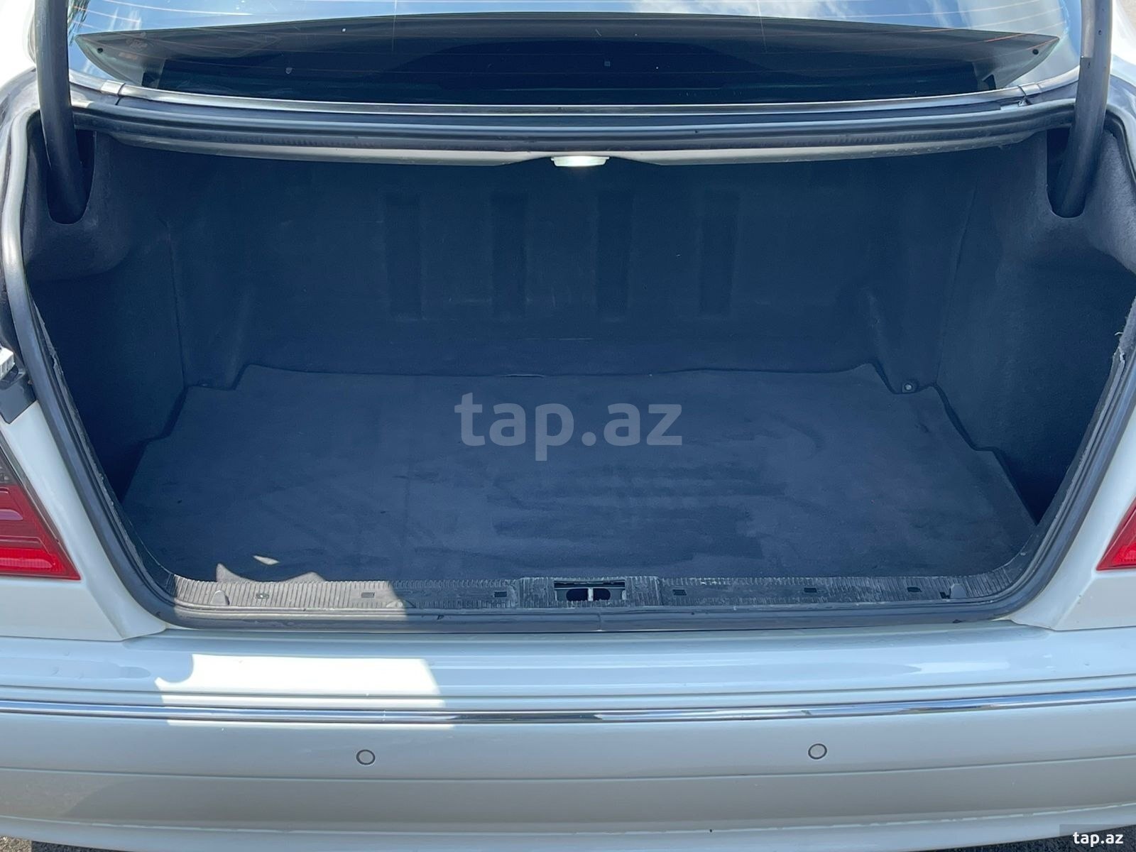 Mercedes E 320, 2002 il (12)
