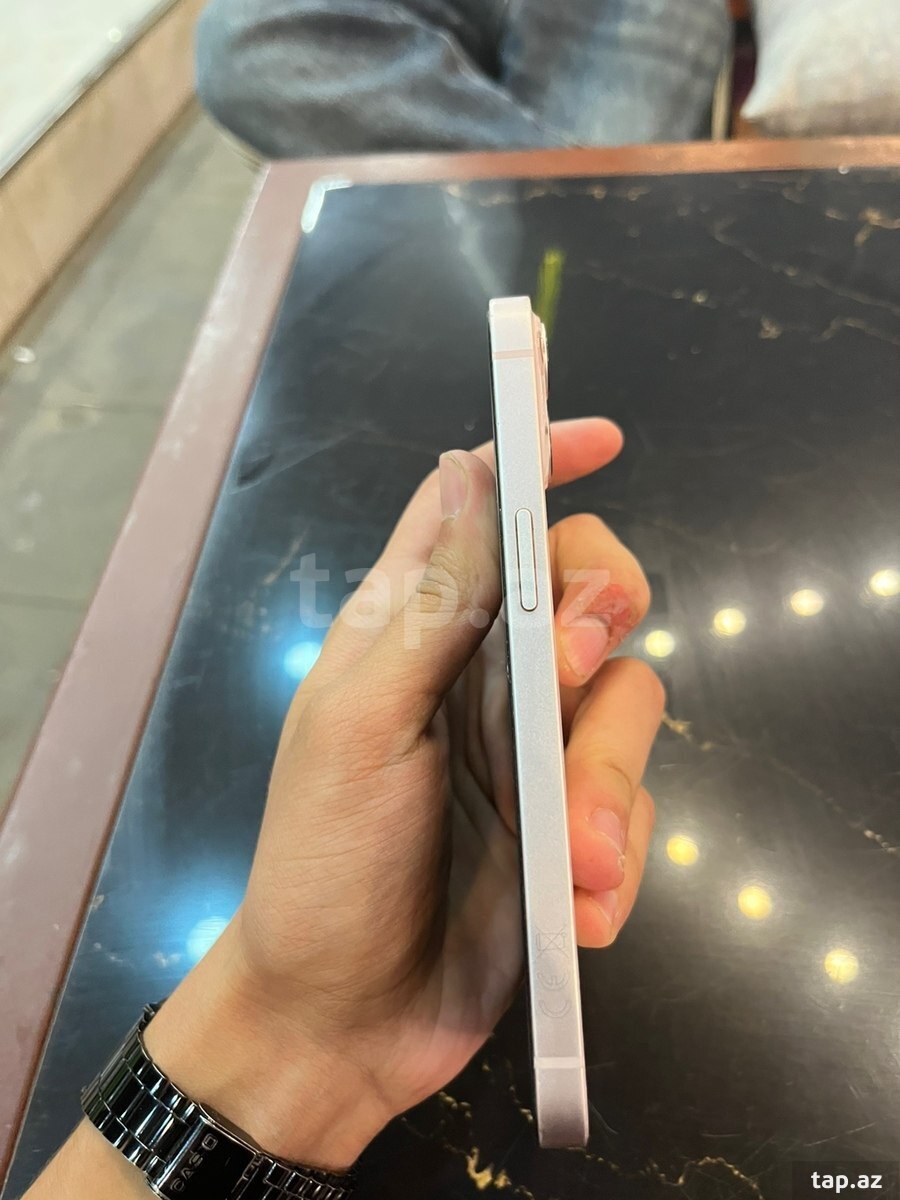 Apple iPhone 13 Pink 128GB/4GB (3)