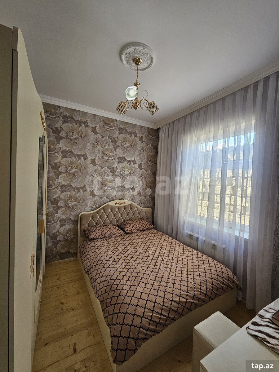 Həyət evi, Binə qəs. (9)