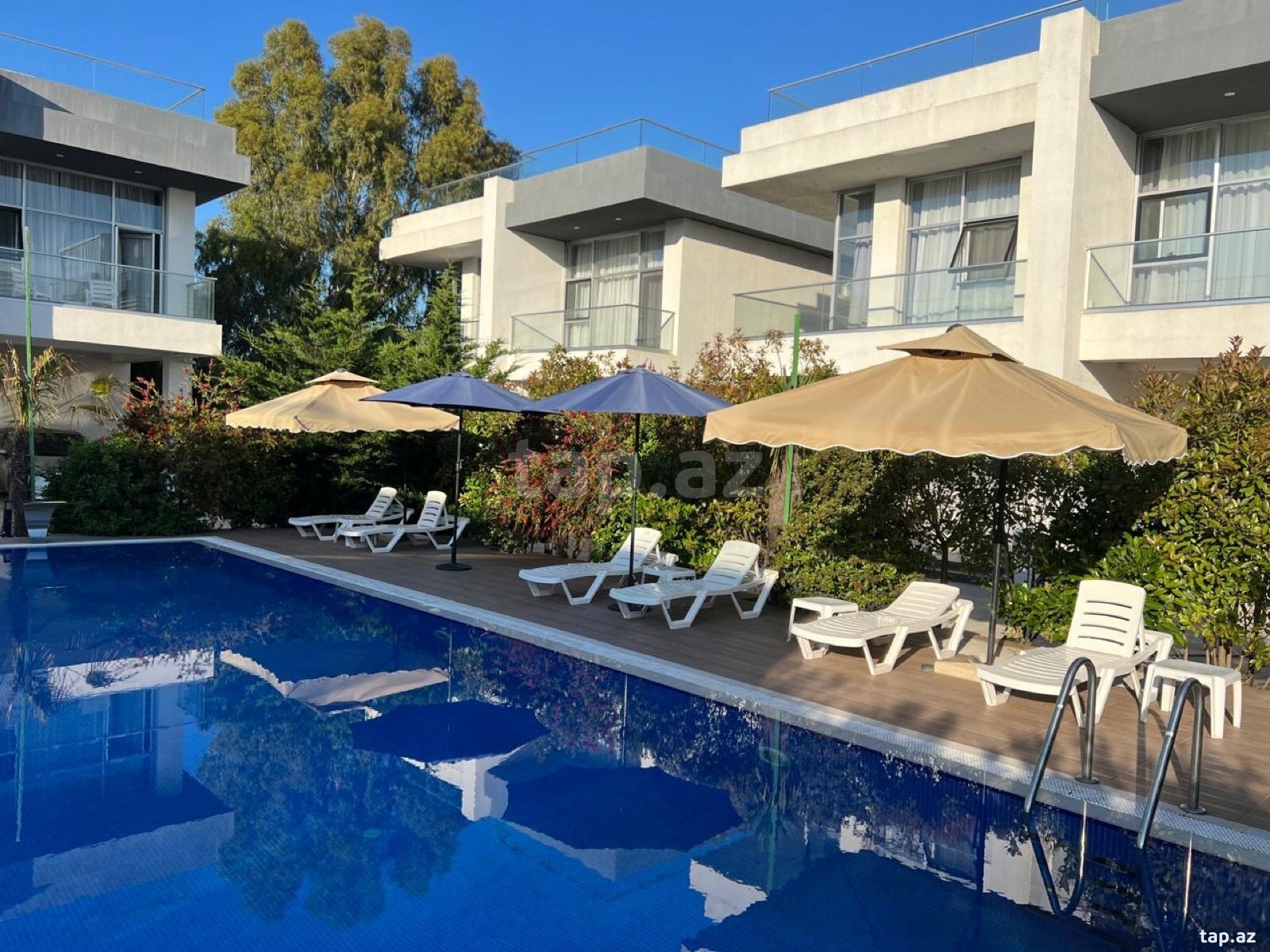 2-otaqlı yeni tikili kirayə verilir, Buzovna qəs., 100 m² (11)