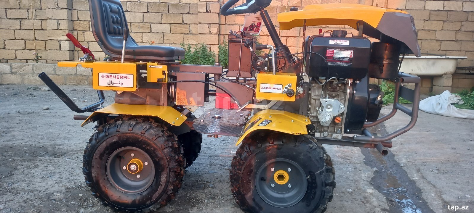 Traktor Lovol, 2024 il (3)