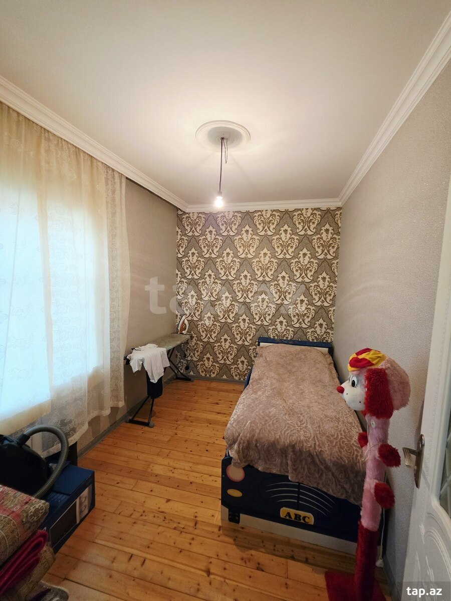 Həyət evi, Qaradağ r. (7)