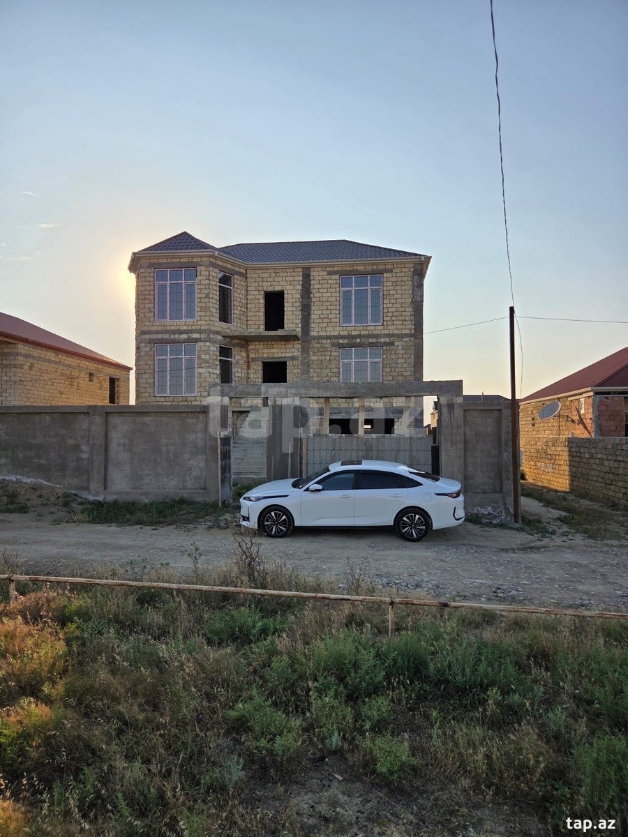 Həyət evi, Saray qəs. (4)