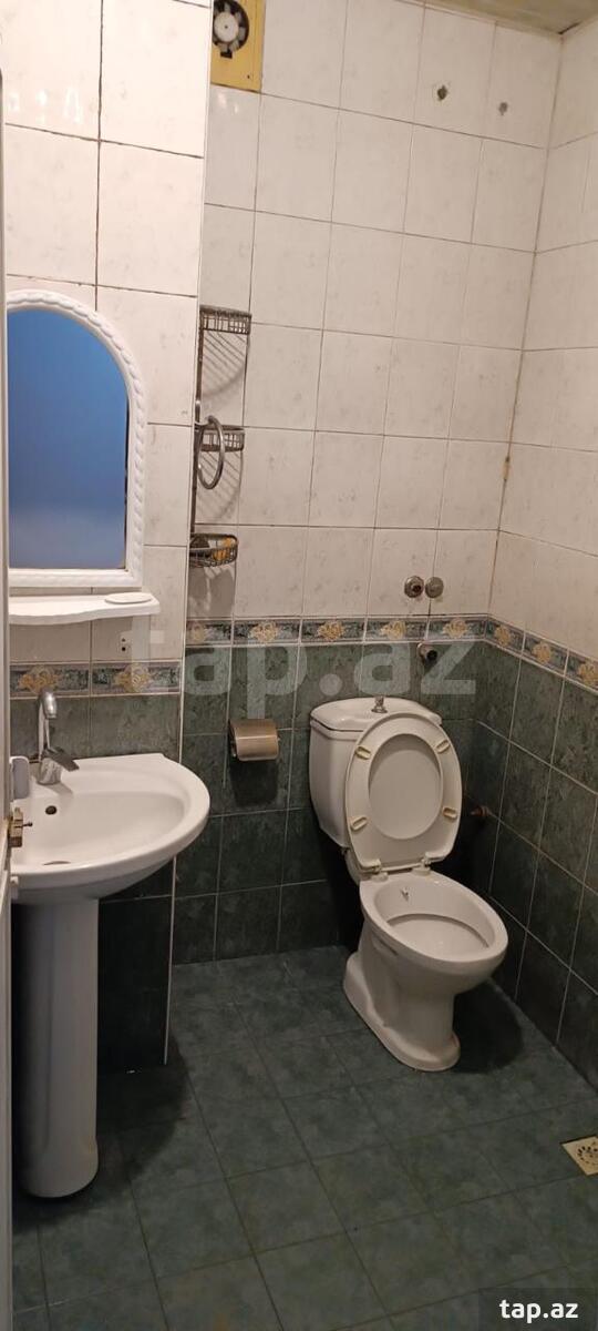 2-otaqlı mənzil kirayə verilir, Cavadxan küç., 70 m² (6)