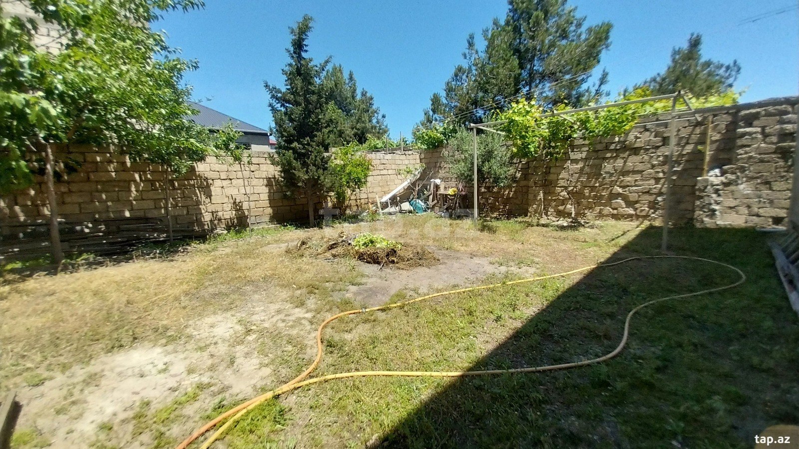 Həyət evi, Yeni Suraxanı qəs. (4)
