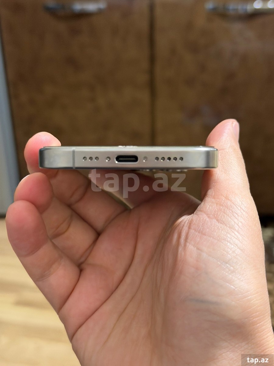 Apple iPhone 15 Pro Natural Titanium 128GB/8GB (14)