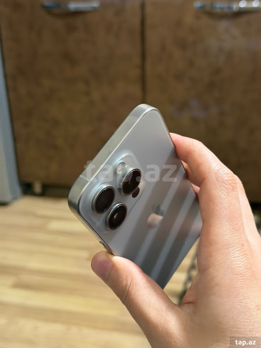 Apple iPhone 15 Pro Natural Titanium 128GB/8GB (2)