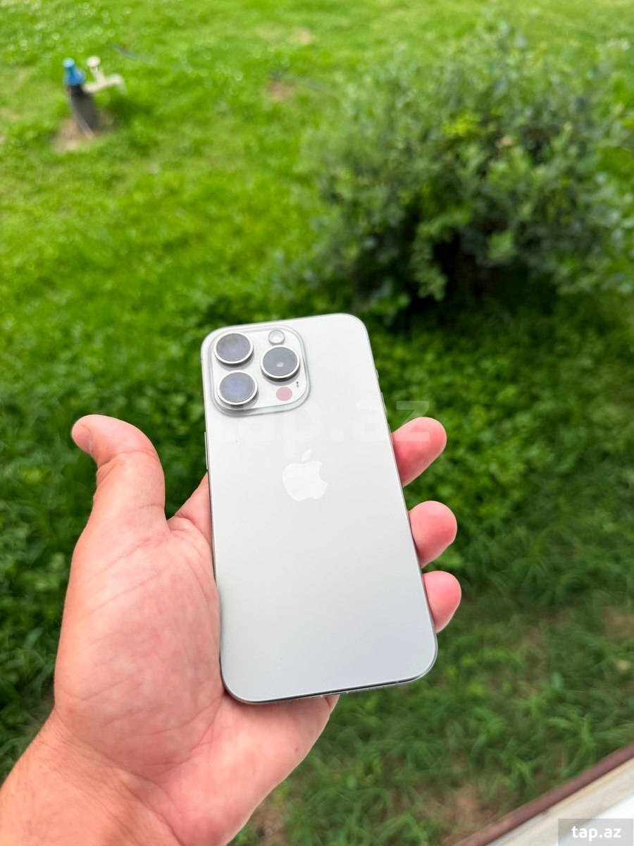 Apple iPhone 15 Pro Natural Titanium 128GB/8GB (2)