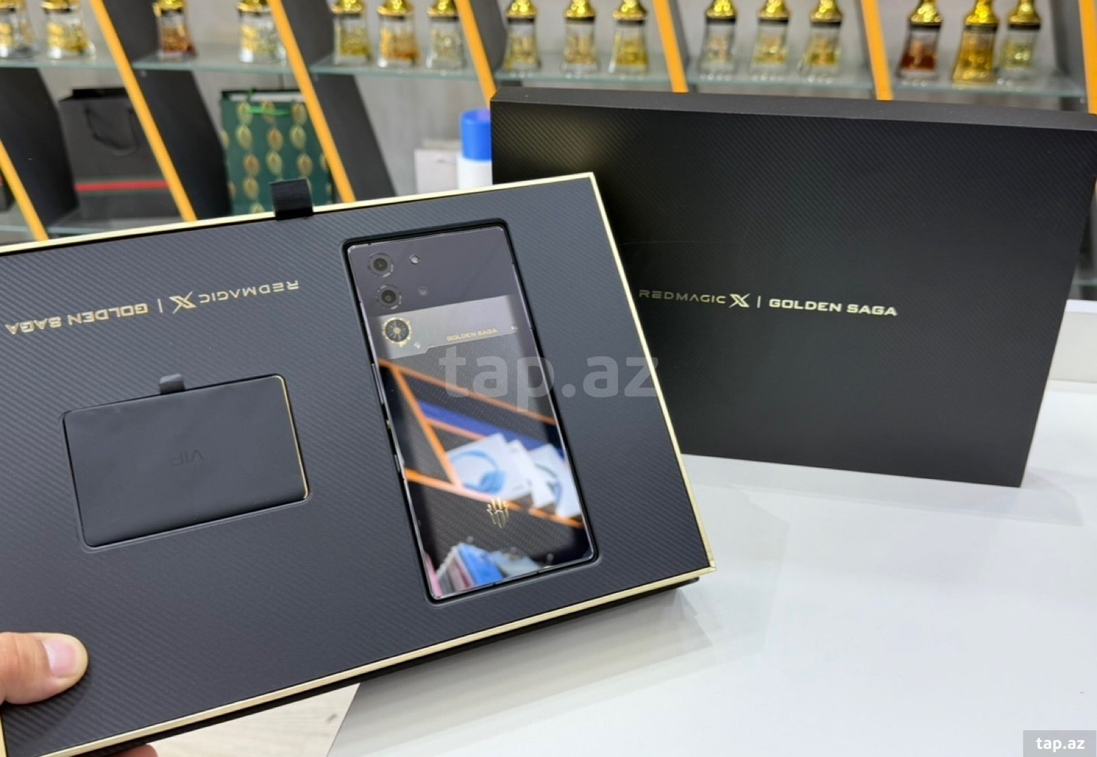 Zte Nubia 10 pro Golden Saga, 1 Tb