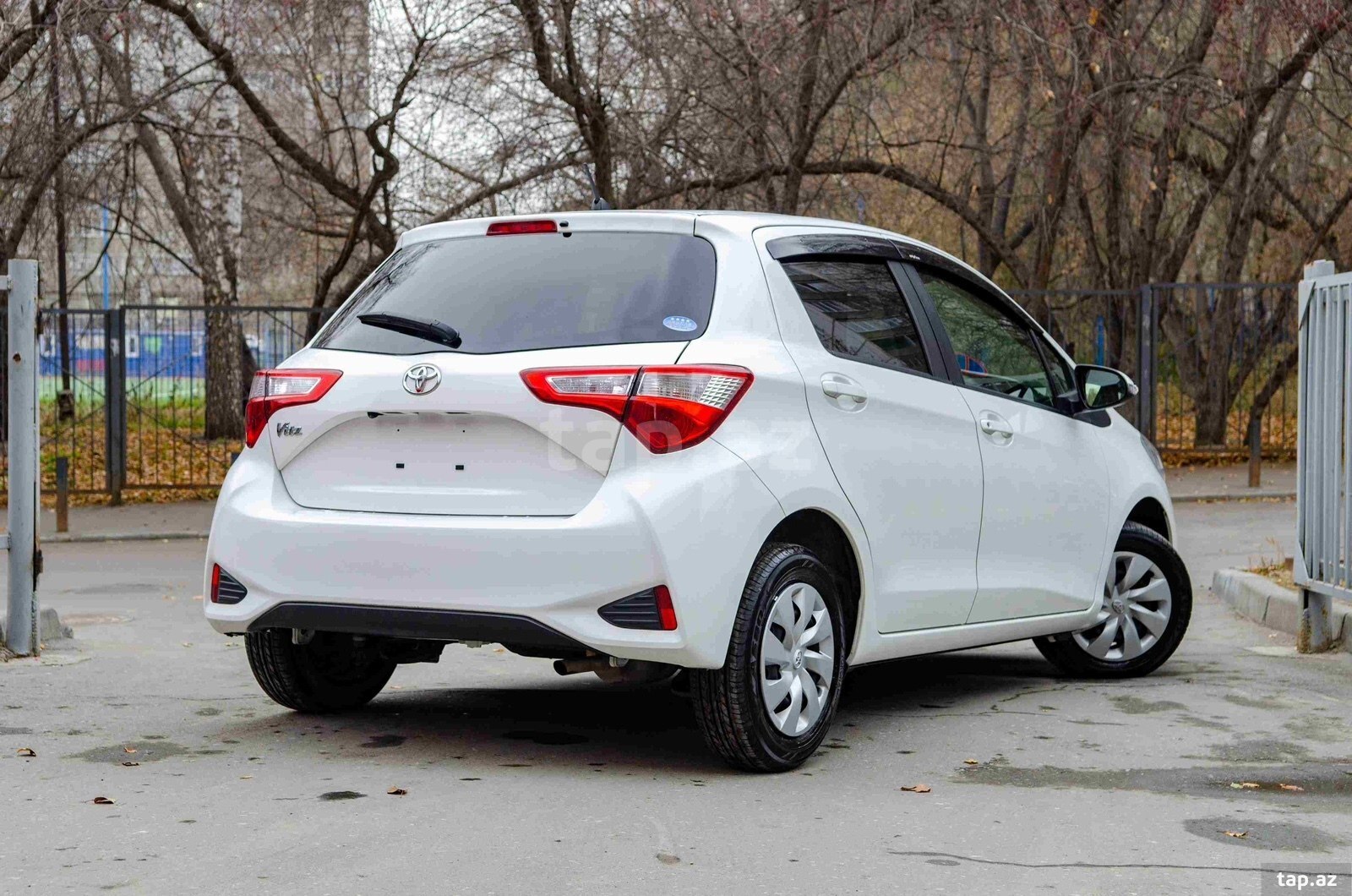"Toyota Aqua" icarəsi (2)