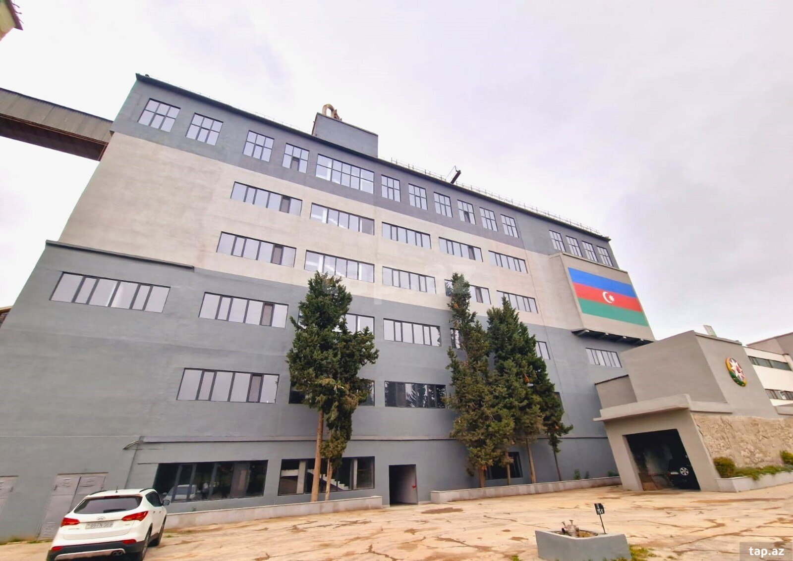 Obyekt icarəyə verilir, Ziya Bünyadov pr. (13)