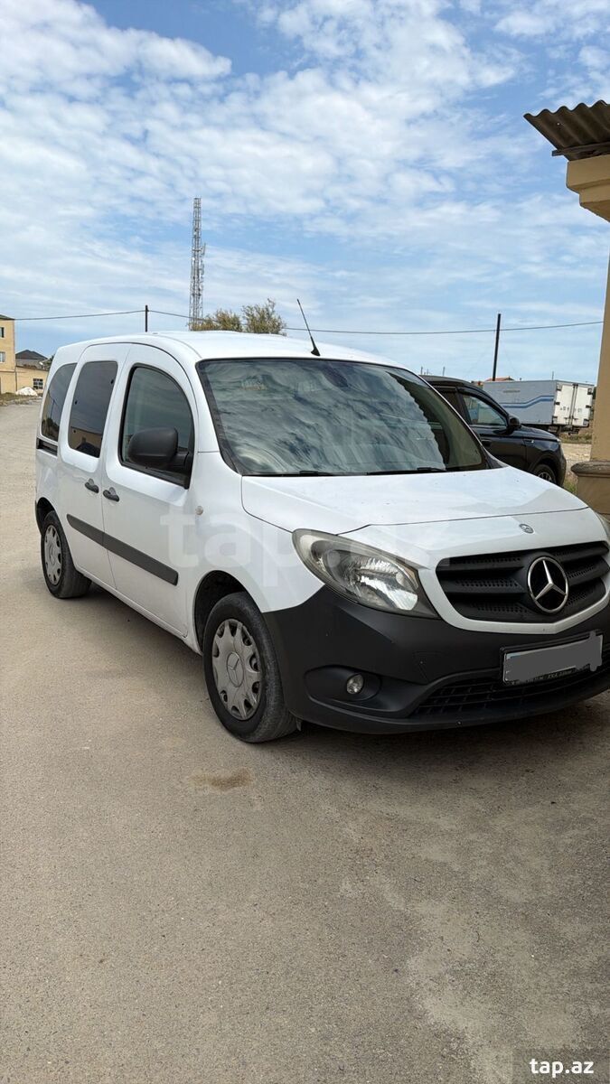 Mercedes Citan, 2014 il (2)