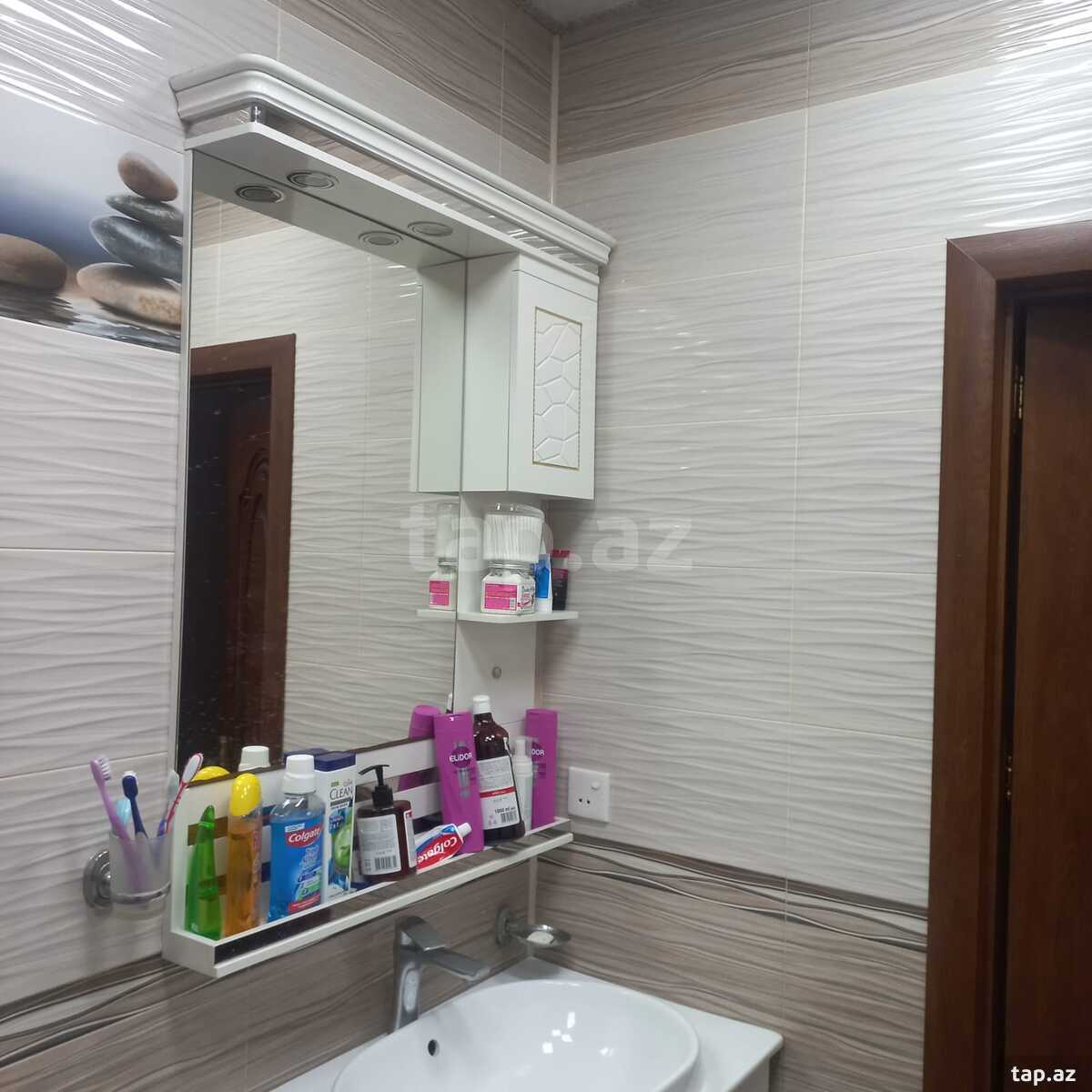 4-otaqlı yeni tikili, İnşaatçılar m., 141 m² (36)