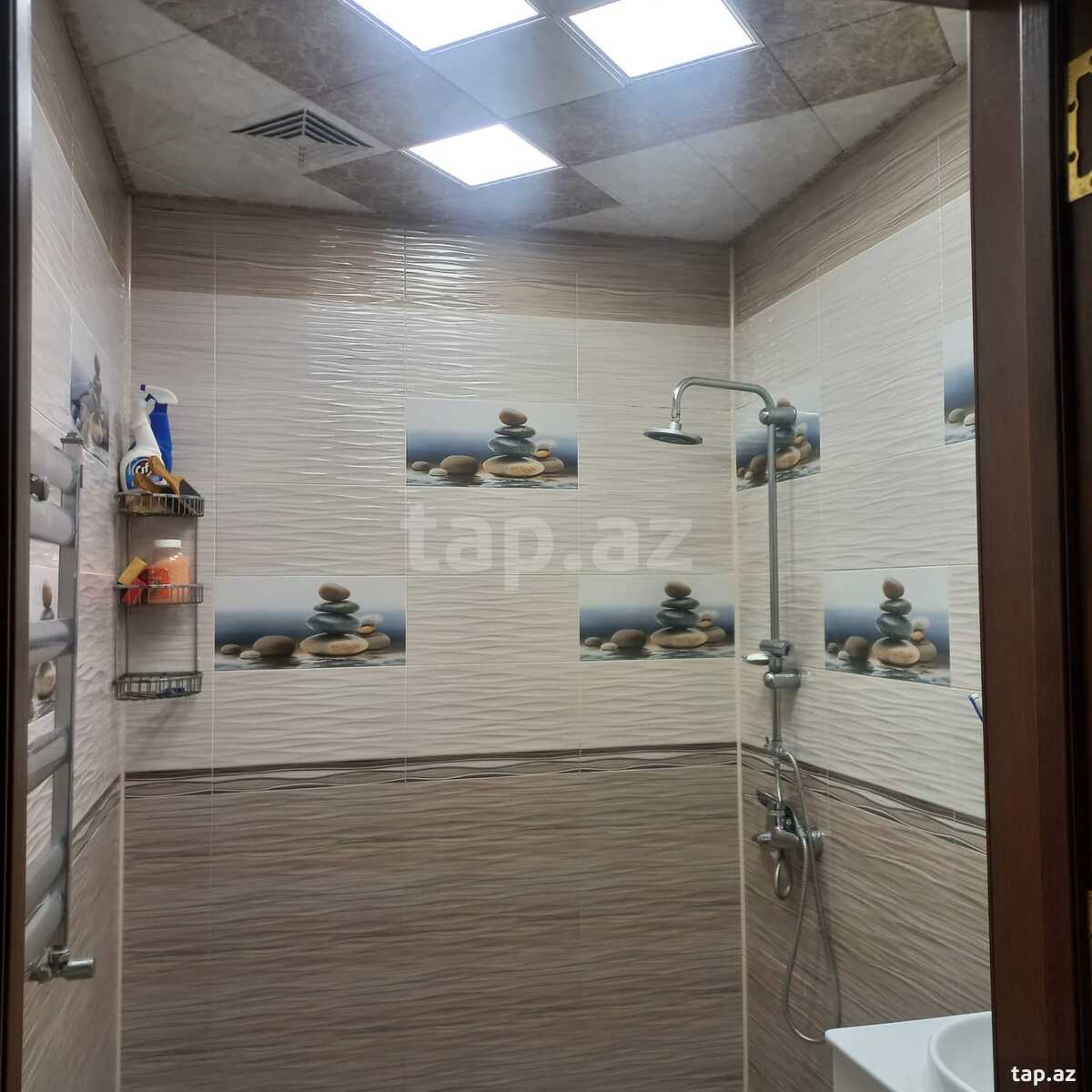 4-otaqlı yeni tikili, İnşaatçılar m., 141 m² (33)