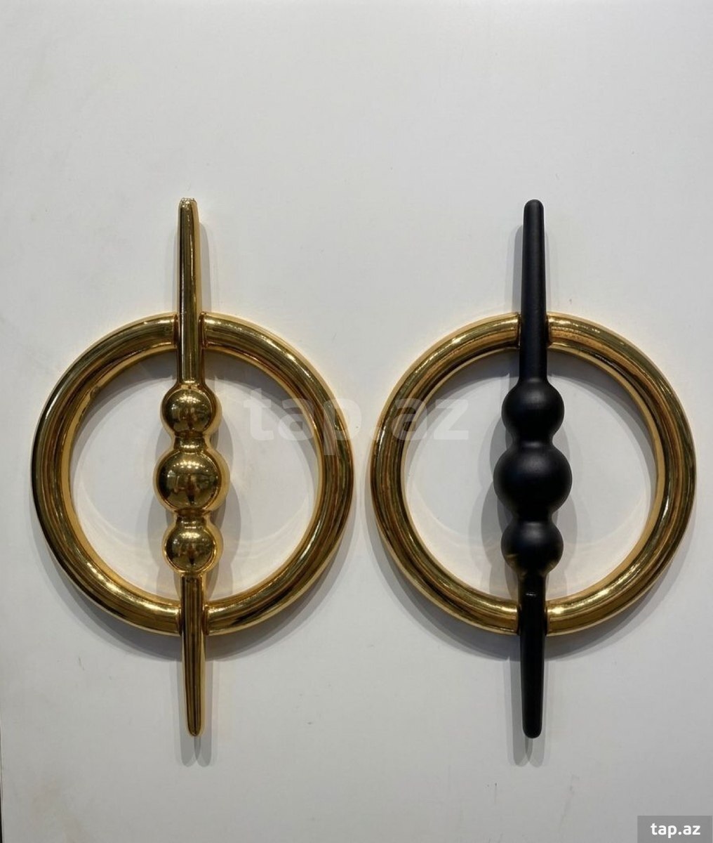 Metal tutacaq