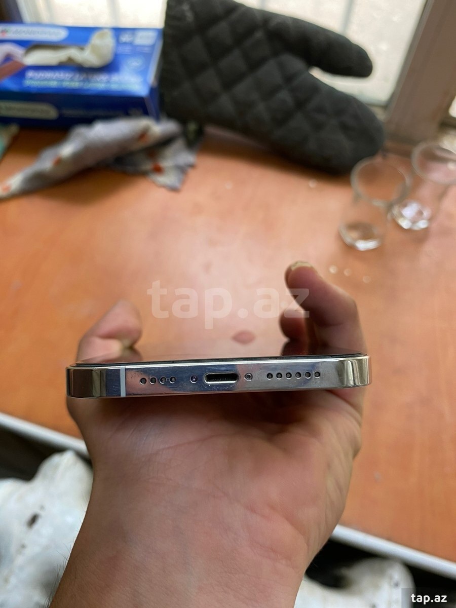 Apple iPhone 12 Pro Max Silver 128GB/6GB (5)