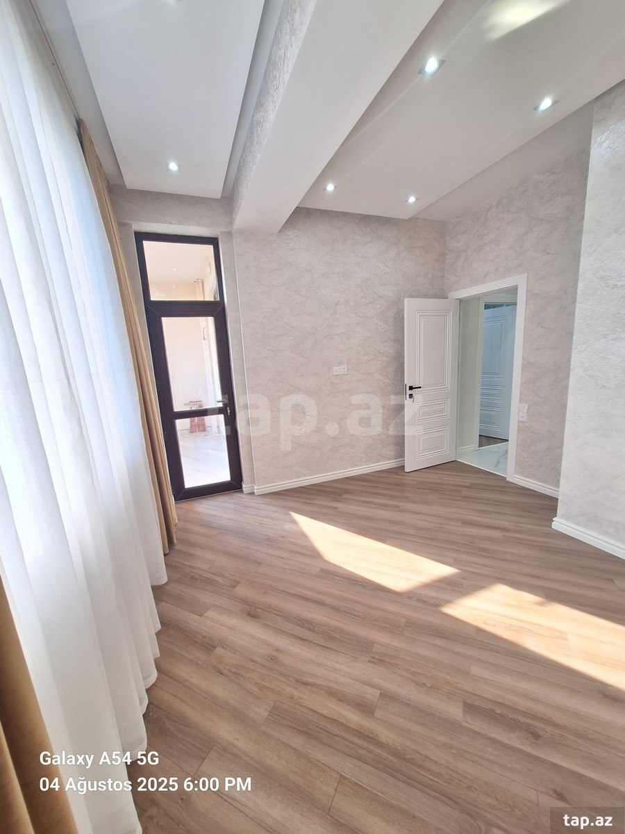 3-otaqlı yeni tikili, 8-ci mkr., 86 m²