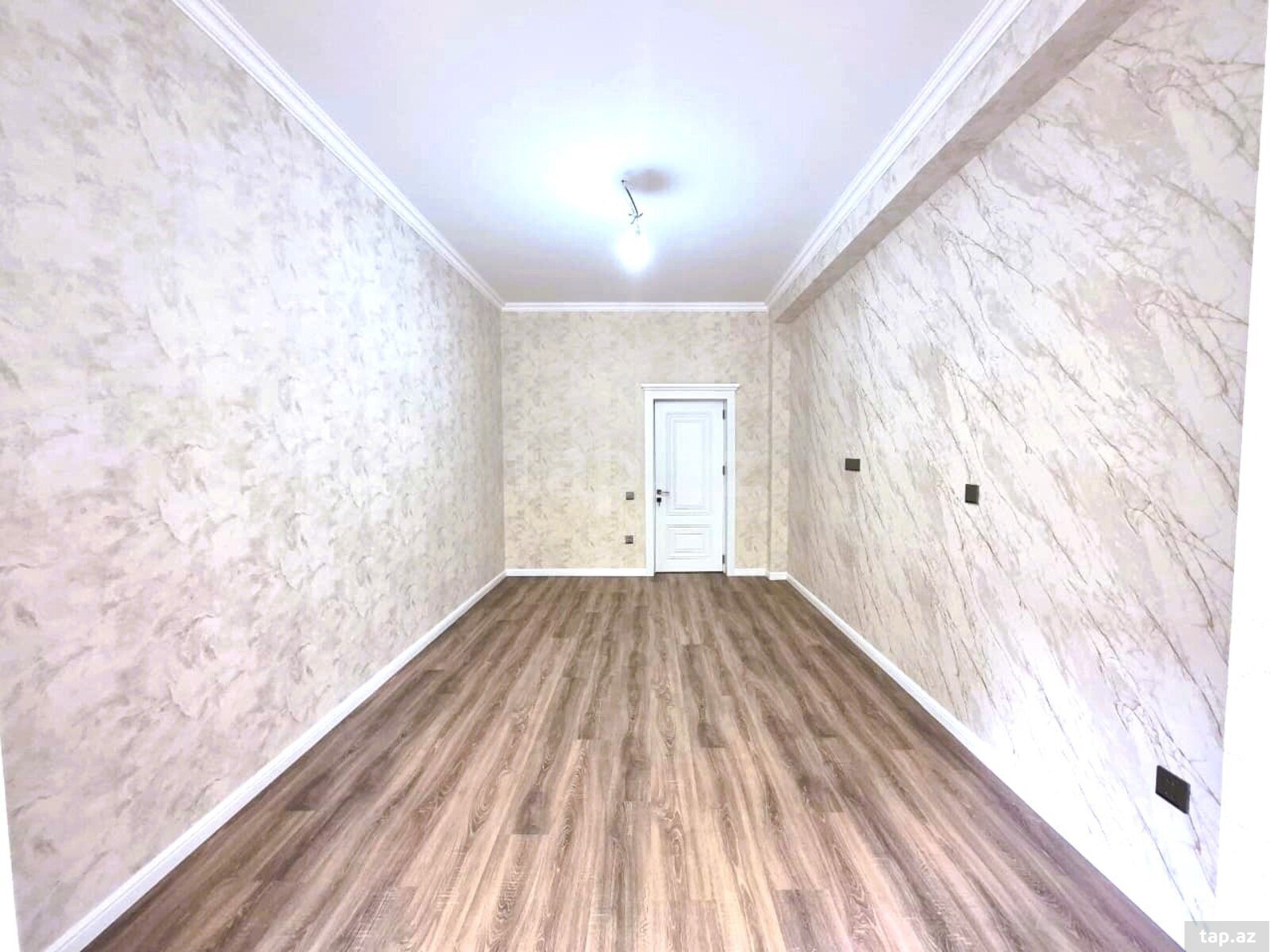 2-otaqlı yeni tikili, 28 May m., 85 m²
