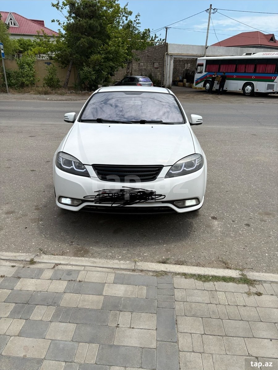 Daewoo Gentra, 2014 il (2)