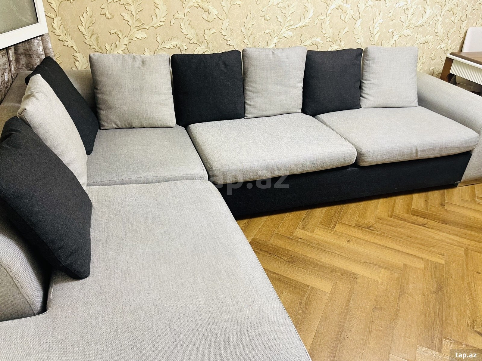 Künc divan (2)