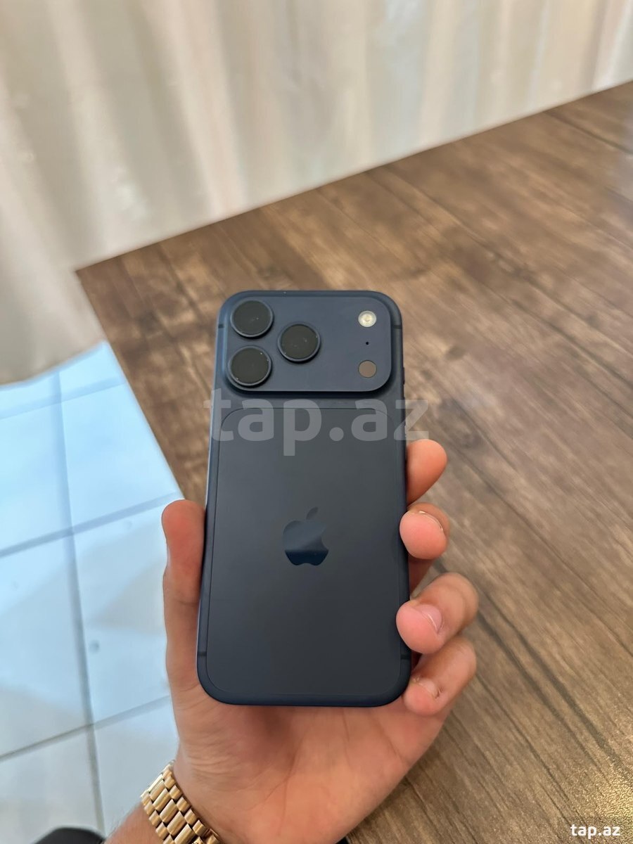 Apple iPhone 17 Pro Deep Blue 256GB/12GB (6)