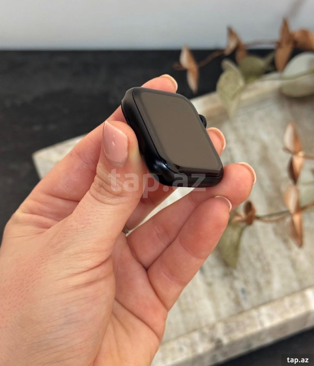 Apple Watch SE 2 Midnight 40mm (2)