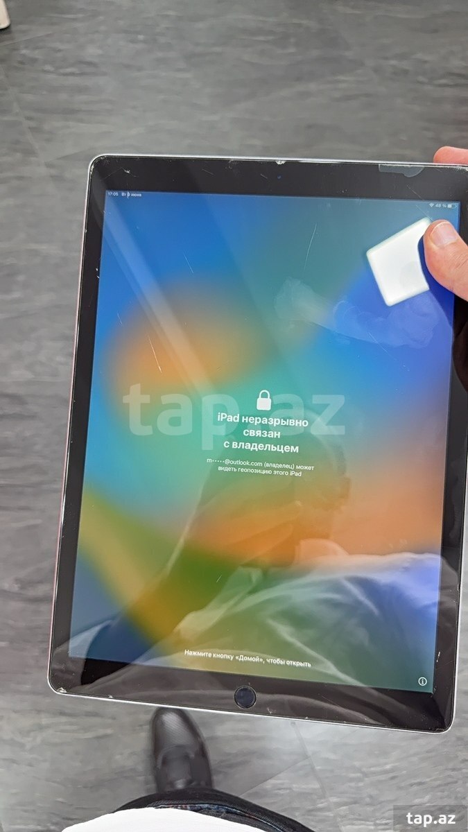 Apple iPad Pro 12.9 (2015) Space Gray (2)