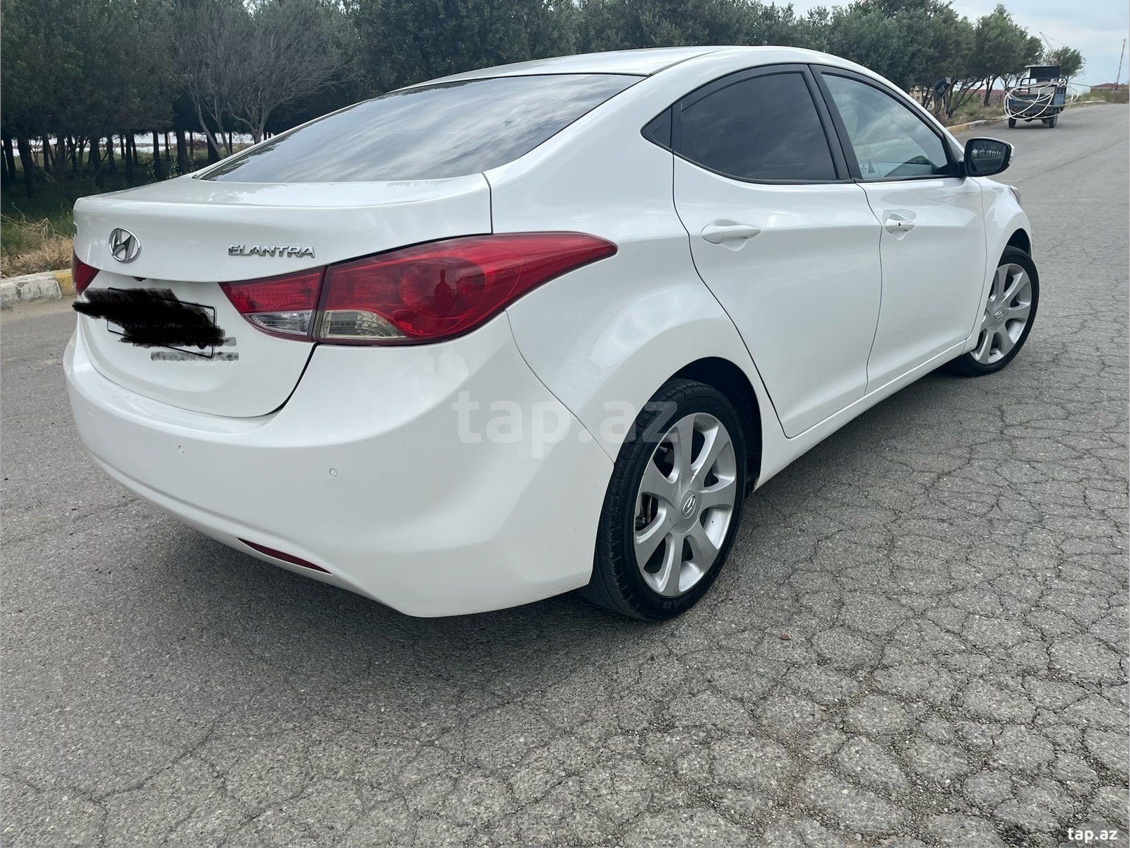 Hyundai Elantra, 2011 il (5)