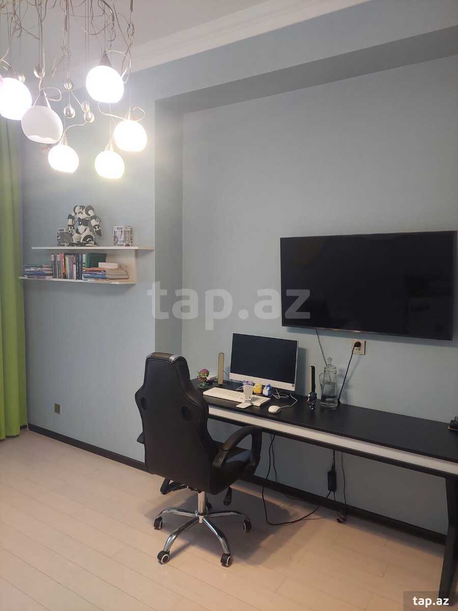 4-otaqlı yeni tikili, S.Vurğun küç., 170 m² (19)