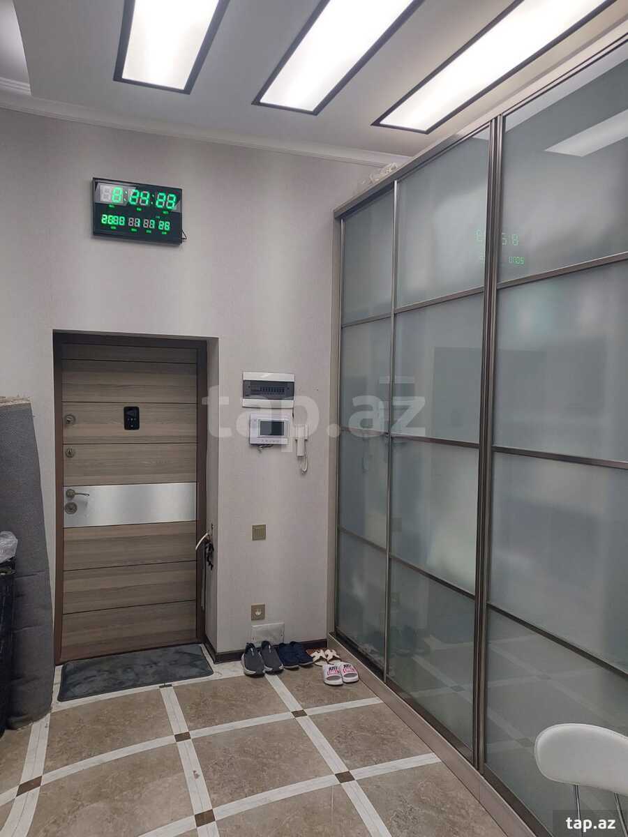 4-otaqlı yeni tikili, S.Vurğun küç., 170 m² (26)