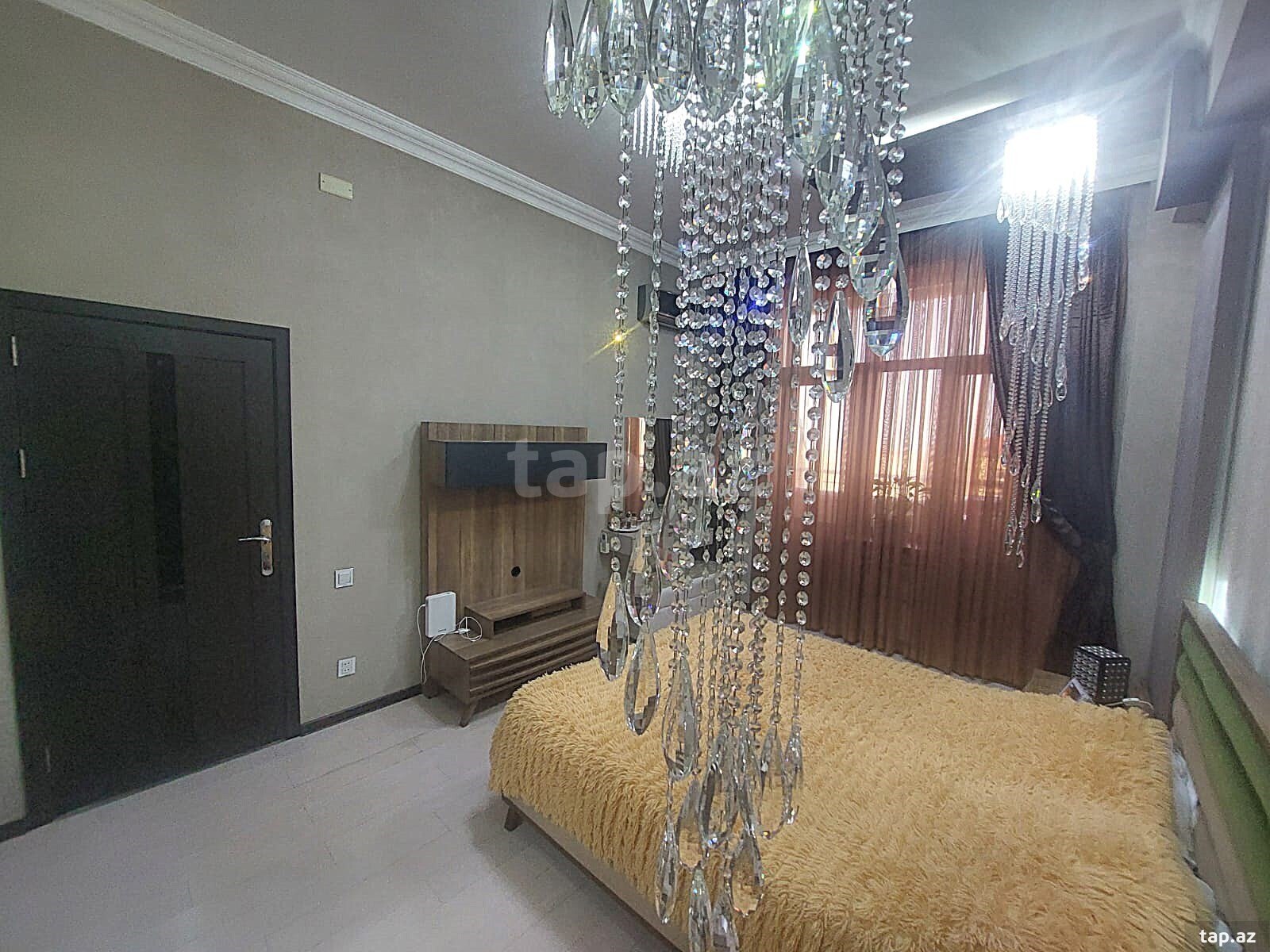 4-otaqlı yeni tikili, S.Vurğun küç., 170 m² (12)