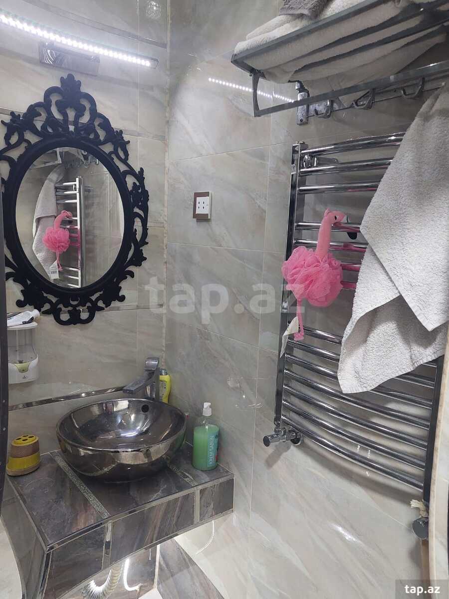 4-otaqlı yeni tikili, S.Vurğun küç., 170 m² (24)