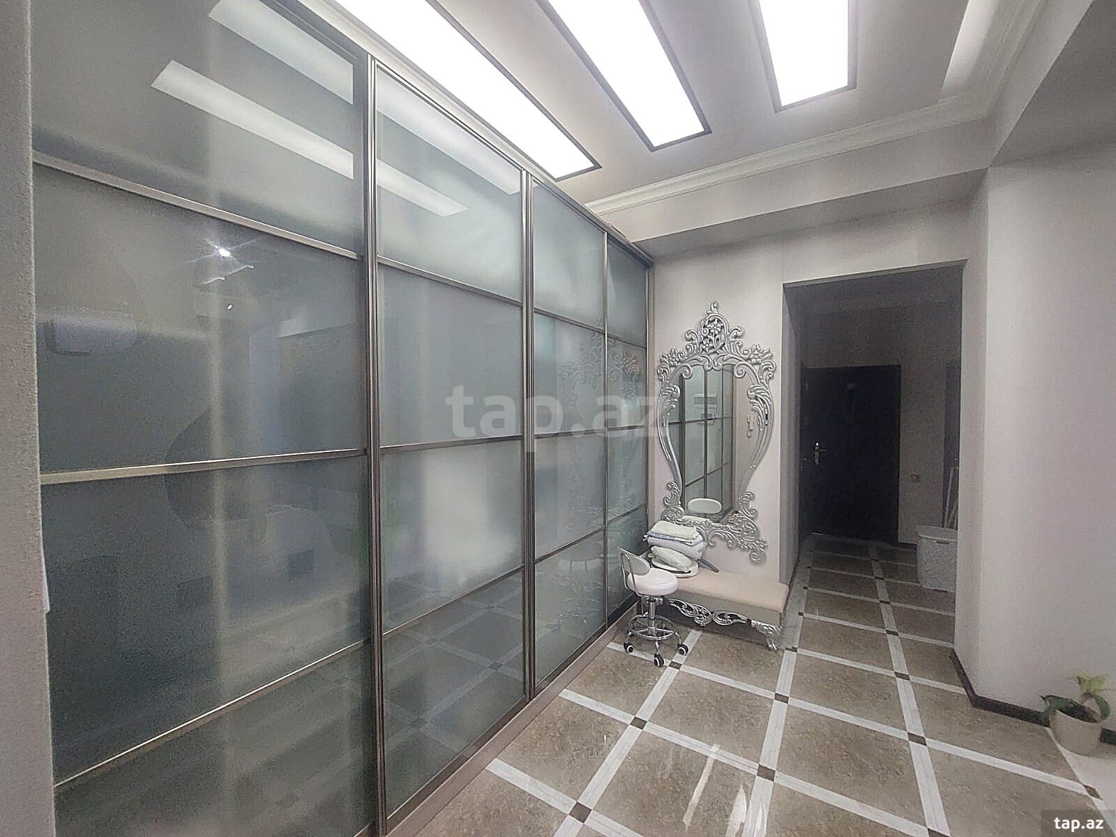 4-otaqlı yeni tikili, S.Vurğun küç., 170 m² (23)