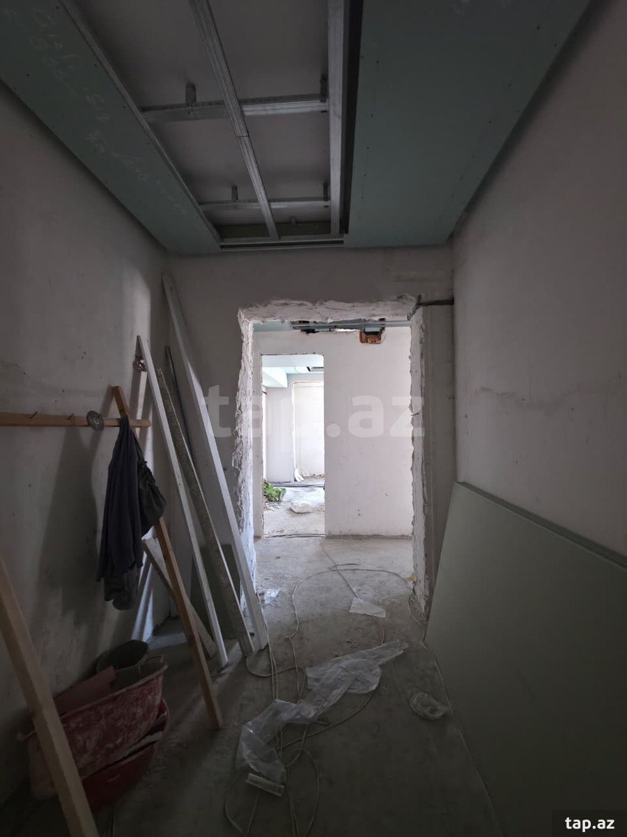 4-otaqlı yeni tikili, Elmlər Akademiyası m., 181 m² (14)