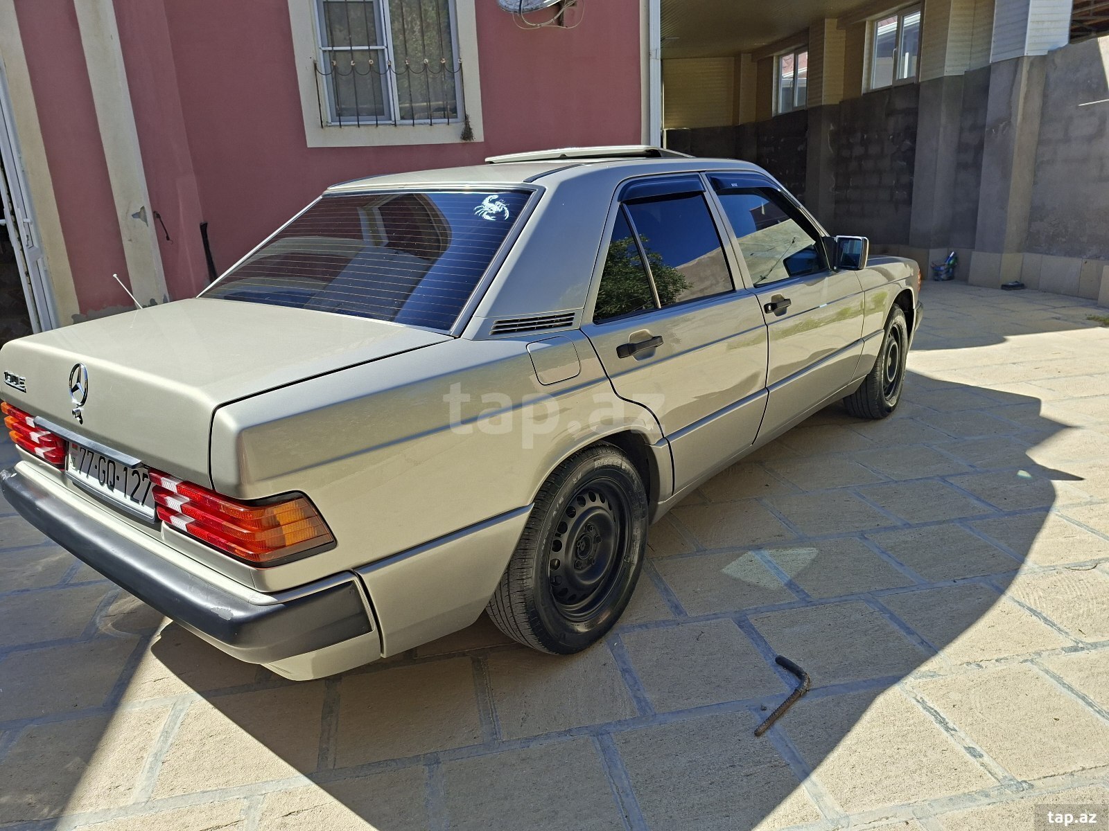 Mercedes 190, 1991 il (8)