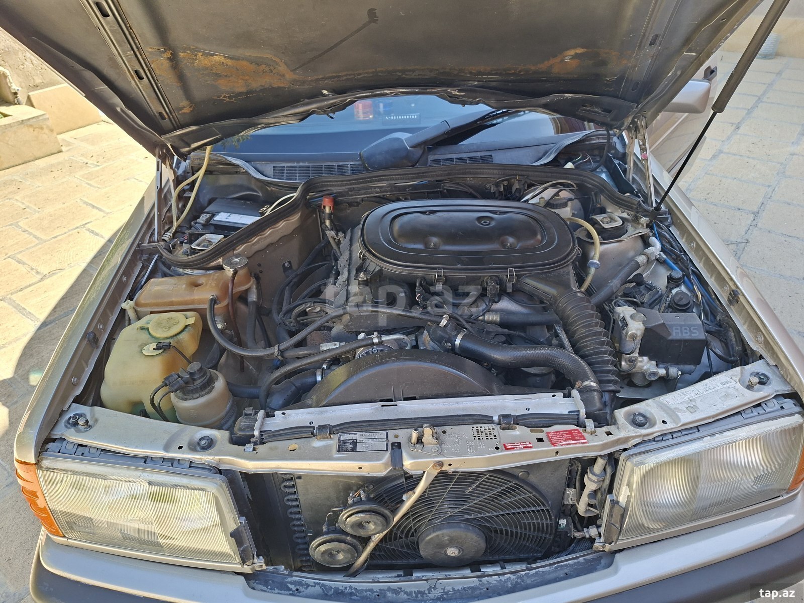 Mercedes 190, 1991 il (11)