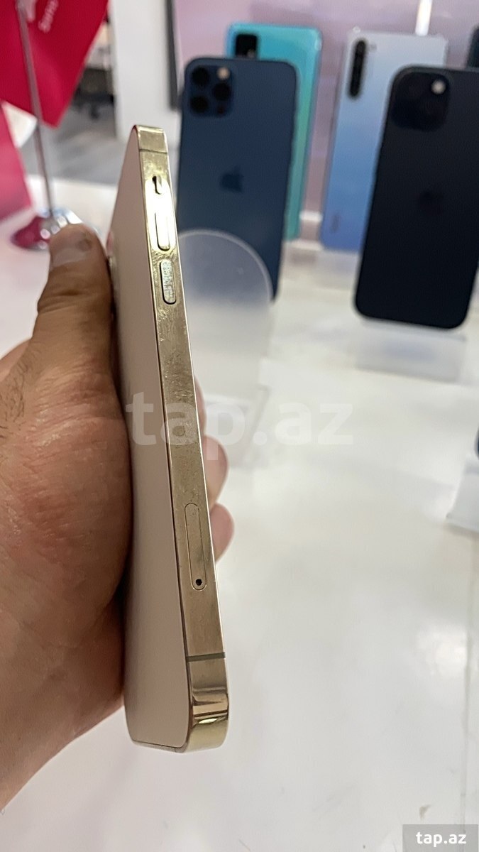 Apple iPhone 12 Pro Gold 256GB/6GB (4)