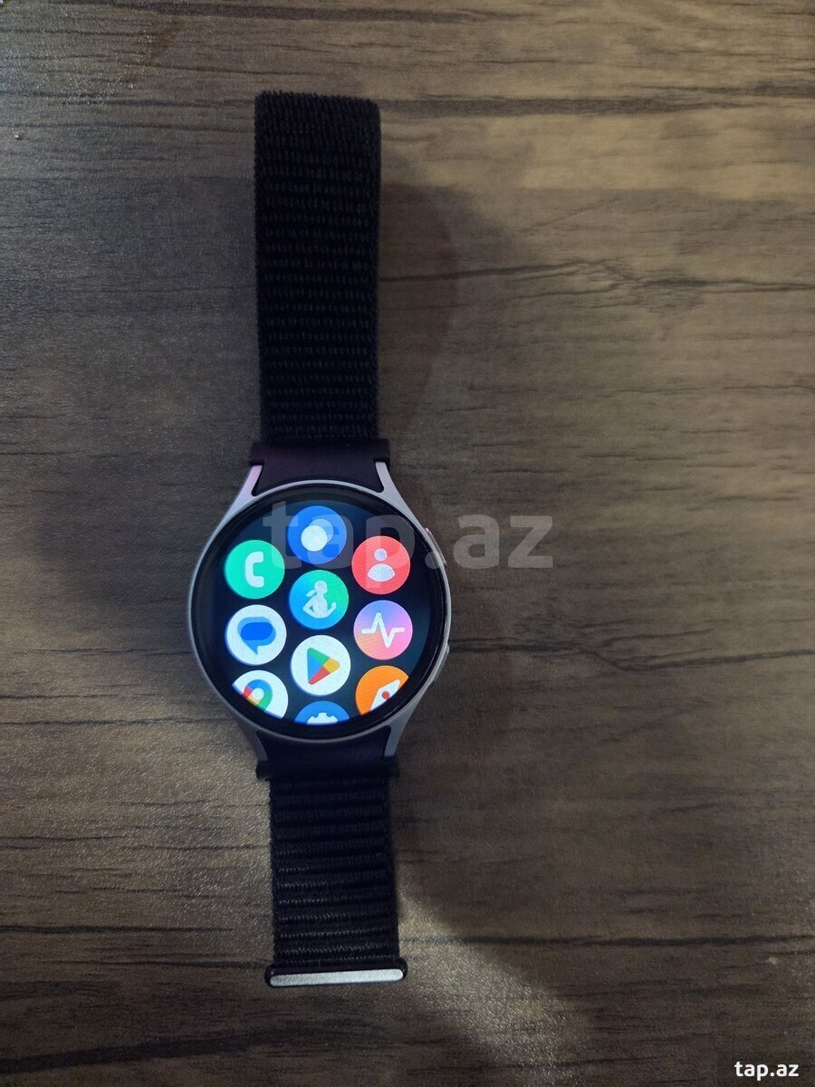 Samsung Galaxy Watch 7 Silver 44mm (2)