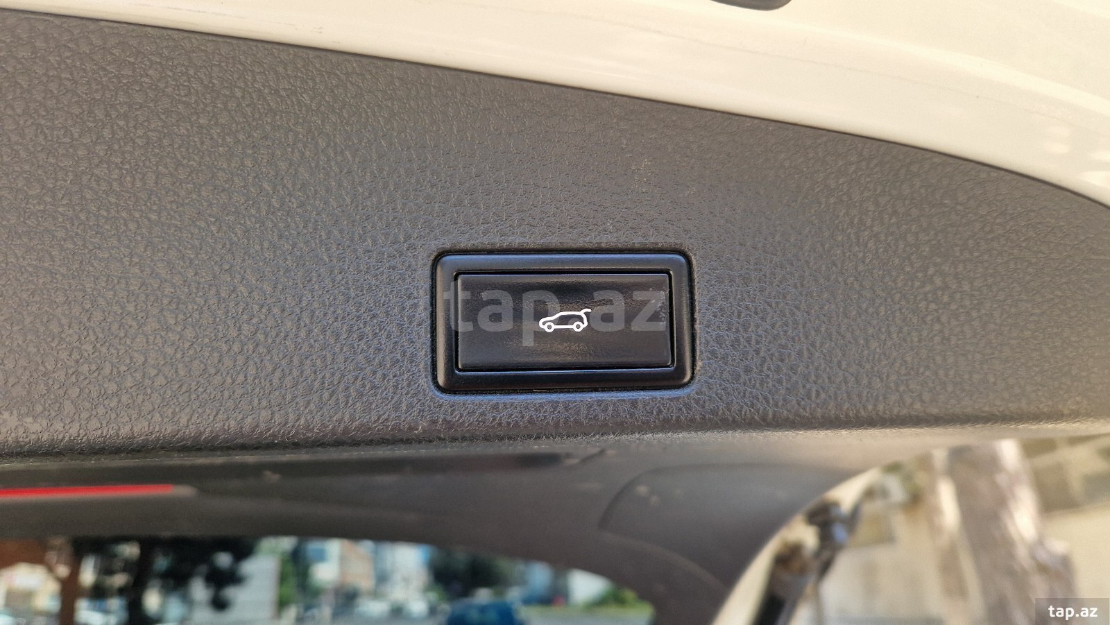 Volkswagen Touareg, 2011 год (10)
