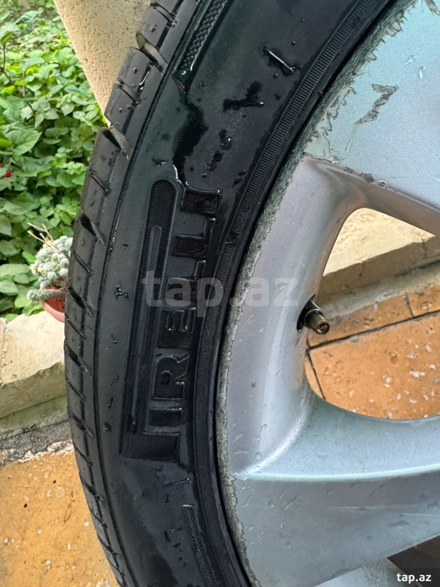 BMW diski R18 (4)