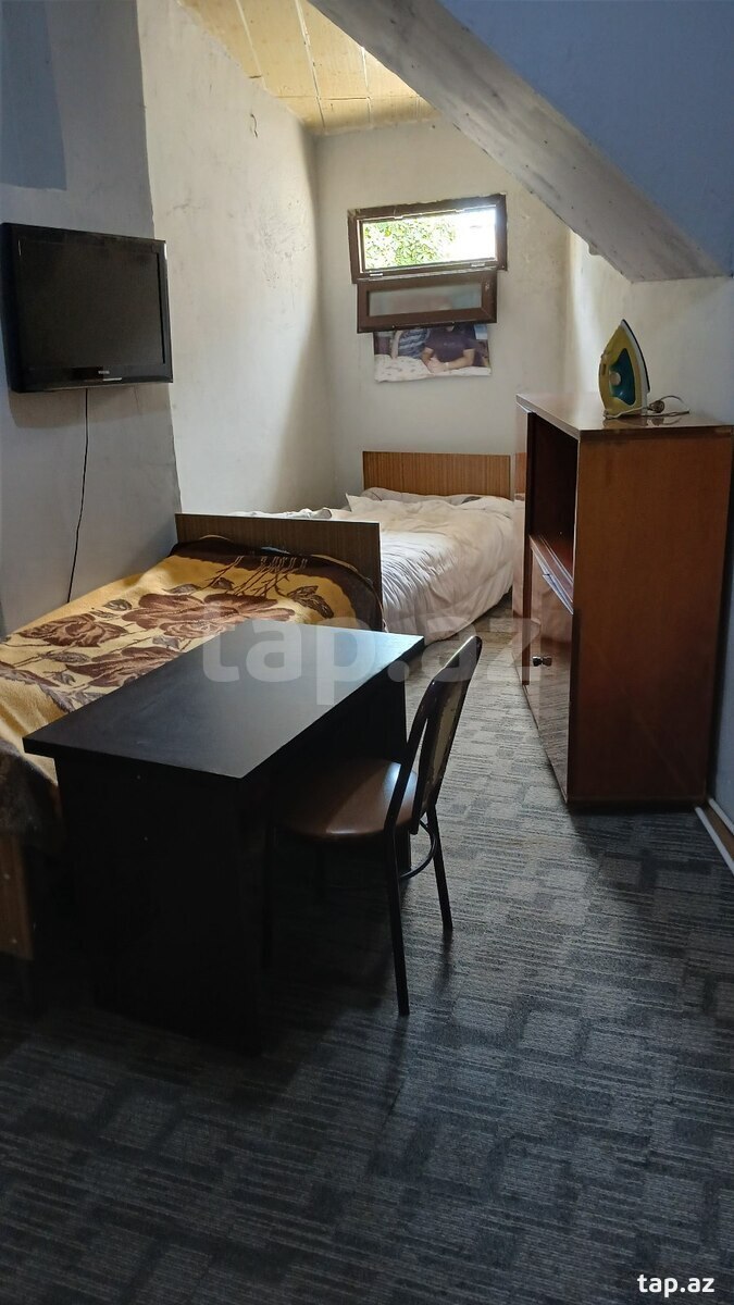 Həyət evi kirayə verilir, Elmlər Akademiyası m.